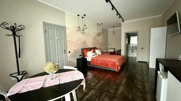 Chayka Home Hotel 12