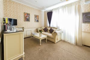 Мини-отель Оселя. Делюкс двухместный Танец медовой пчелки 2