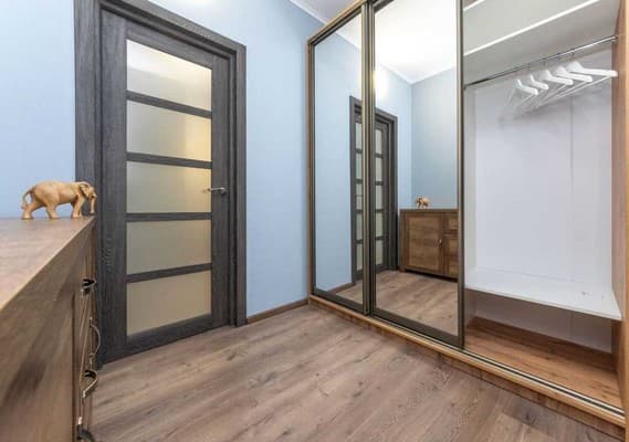 в новом доме на Оболони 14